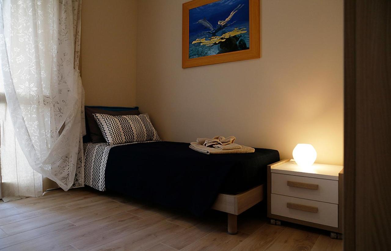 C.A.V. B&B Curiel20 Сан-Донато-Міланезе Екстер'єр фото